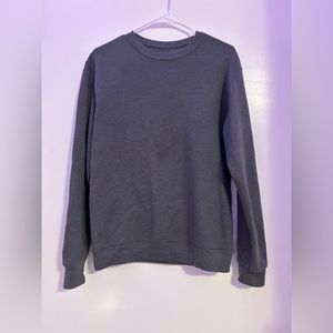 super simple dark grey crew neck